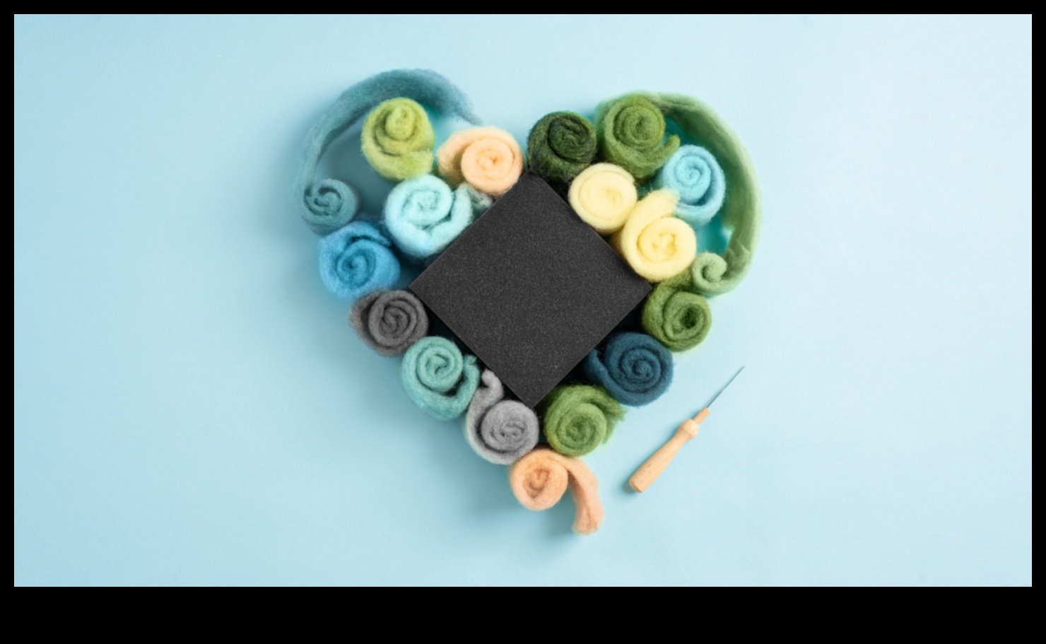 Tehnici de creație pentru arta din pâslă: sculptarea creațiilor moi și confortabile