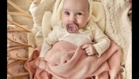 Dincolo de pături: elemente esențiale confortabile pentru bebeluși