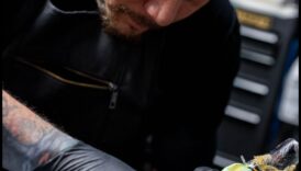 Pionieri ai tatuajelor: Avansarea meșteșugului cu tehnici moderne